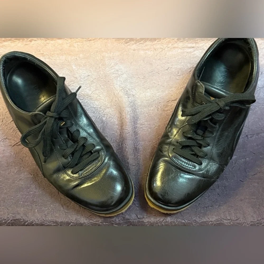Authentic Louis Vuitton black sneakers 36 EU‎ 6 US